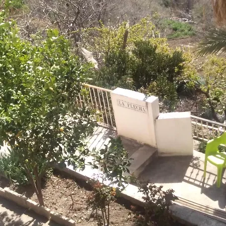 La Flecha Homestay Abrucena